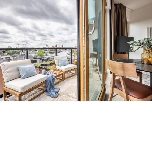 The Motlavian Apartment by Renters Prestige