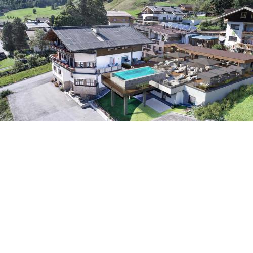 The Poolhouse Boutique Lodge