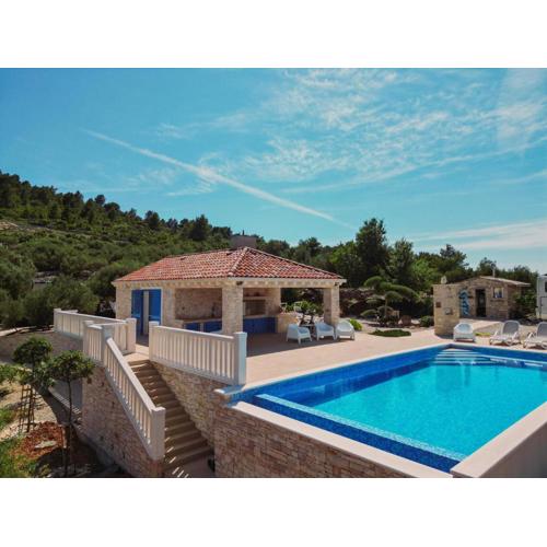 The Secret Garden Villa