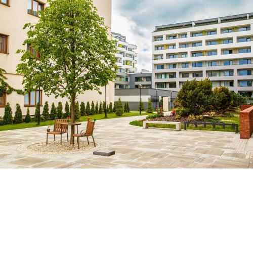 The Town Hall Residence -Welcome Home Apartment-free outdoor parking-AC