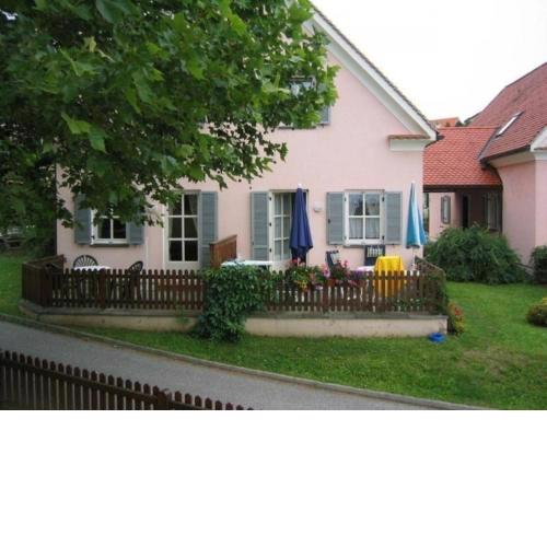 Thermen-Apartment Biodorf Bad Waltersdorf mit Pool