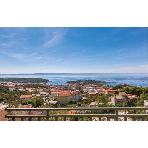 Three-Bedroom Apartment In Makarska