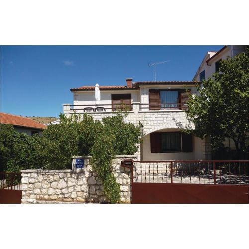Three-Bedroom Apartment In Sibenik