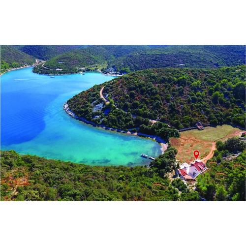 Three-Bedroom Holiday Home In Pucisca
