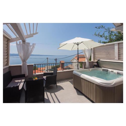 Three-Bedroom Holiday Home In Suhi Potok