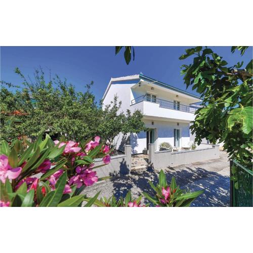 Three-Bedroom Holiday Home Poljica With Sea View 07