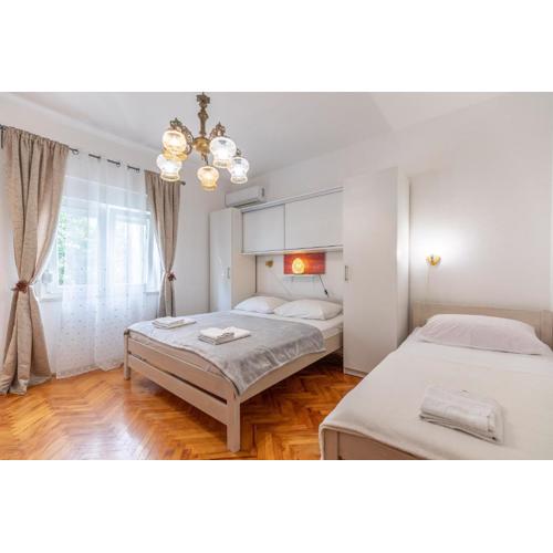 Tinka, Zimmer No 3