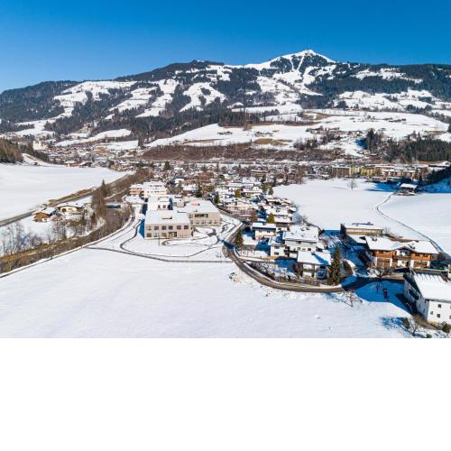 Tirola Bude Resi Schorsch Top 1-2
