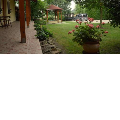 Tisza-Kert Vendégház -Tisza-Kert Vendégház II