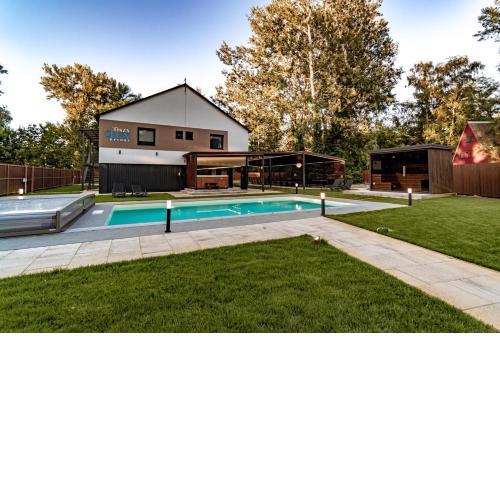 Tisza Lux Resort