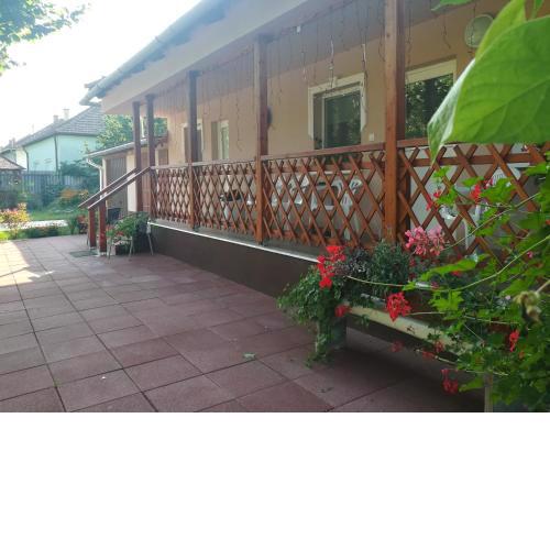 Tiszavirág Apartmanház