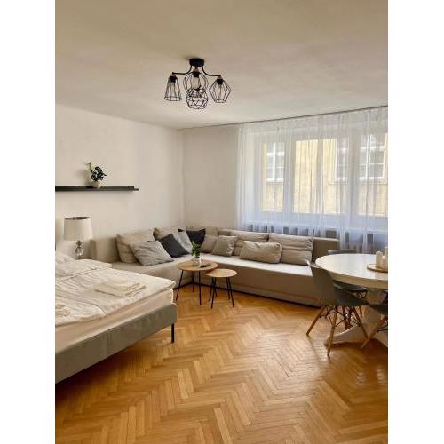 Tomasza Street Main Square Apartment