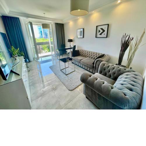 TOP CLASS metro fast WiFi 100 Mbs 70’TV Netflix HBO Max Disney+ AppleTV+