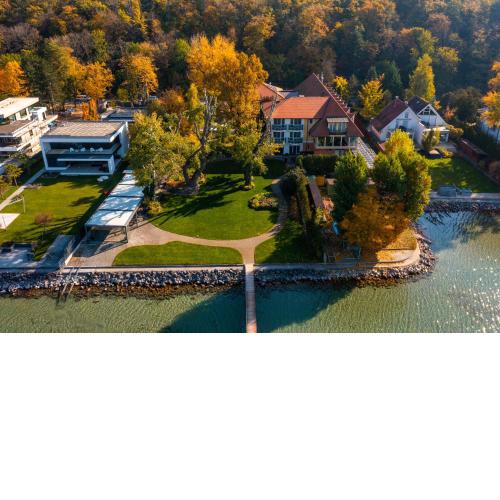 Tópart Hotel