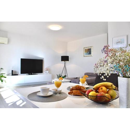 Town centre apartment Surprise