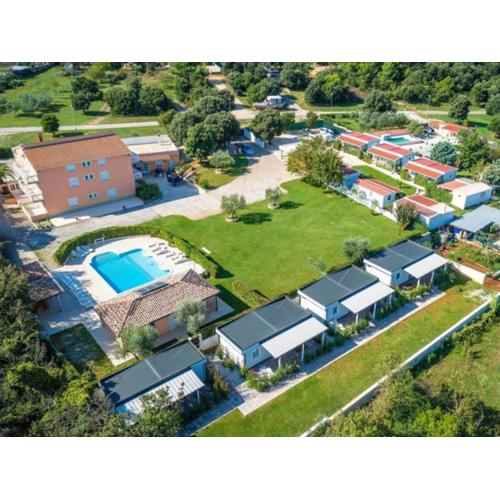 Tranquil Moving Stay in Banjole