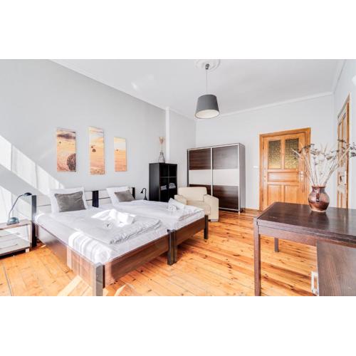 Traugutta 141 by Homeprime