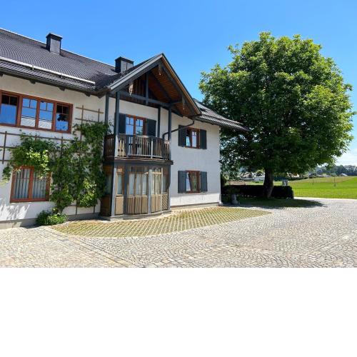 Traumhaft große Ferienwohnung nähe Attersee