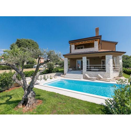 Traumhafte Villa mit beheizbarem Privatpool, Outdoor-Gym, Meerblick, in Umgebung von Weinbergen