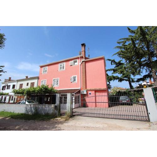 Traumhaftes Apartment in Rovinj nur 300 Meter zum Strand mit Taxibootverbindung