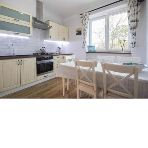 Traveler's Dream Cozy&Comfortable Room close to the airport good communication with the city center