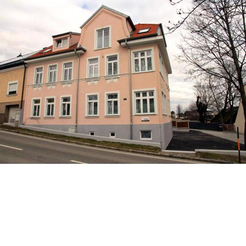 Triangle Apartments