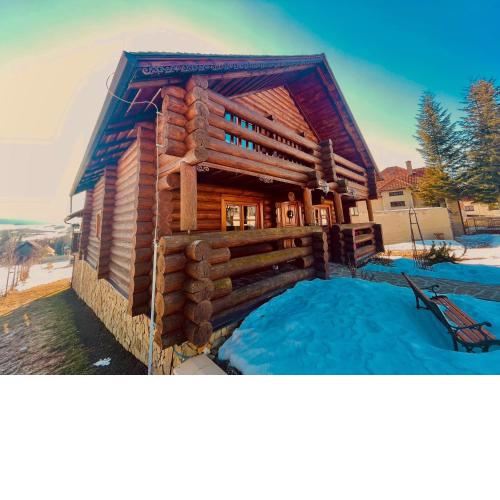 TRINITY Log Cabin Wellness resort