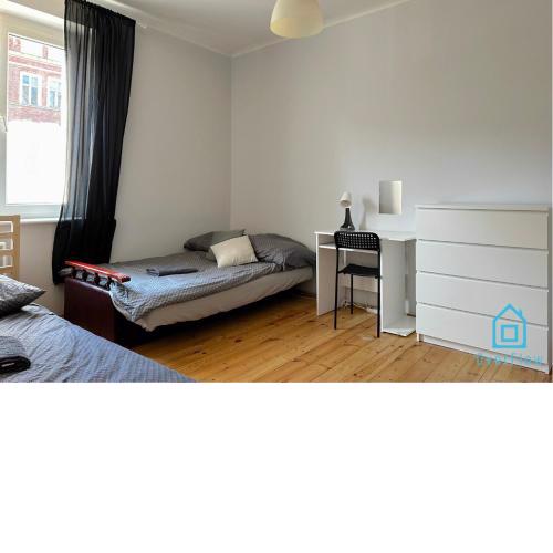 Trio Room