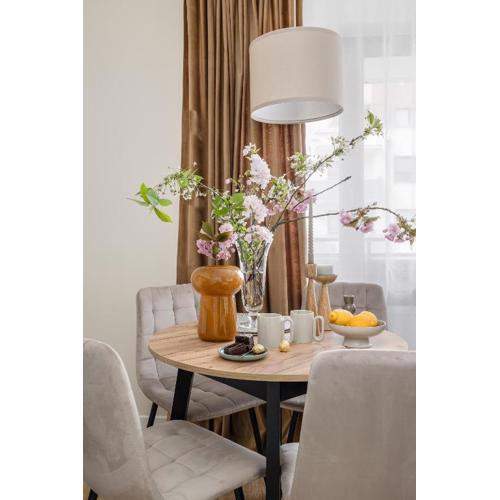 TS Gold New Town Apartment & free private parking