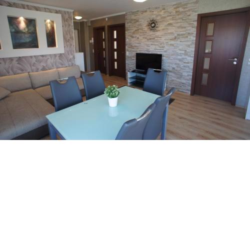 Tulip Family Apartment