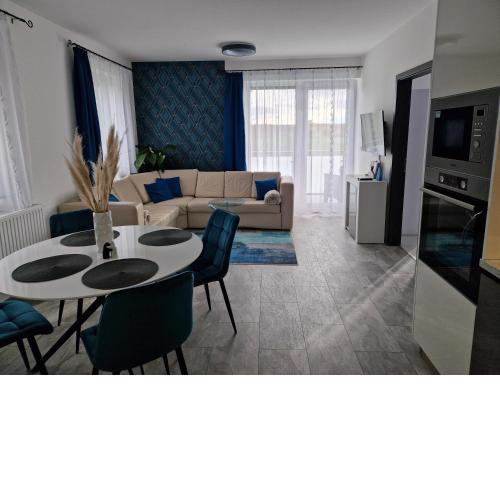 Türkiz Apartman