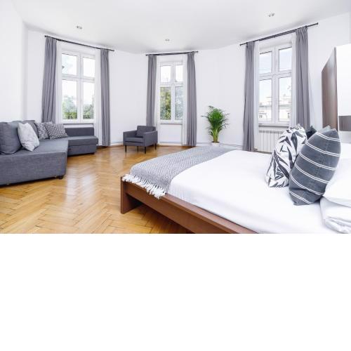 Two Bedroom Apartment - Dietla 51 street