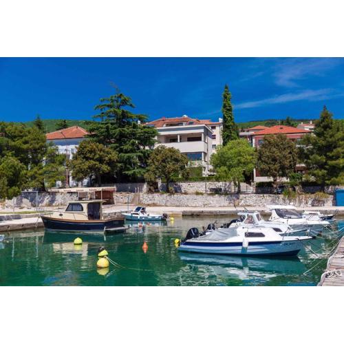 Two-Bedroom Apartment Crikvenica near Sea 8