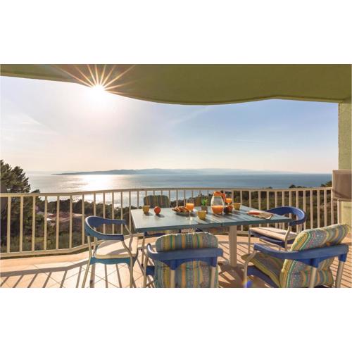 Two-Bedroom Apartment In Brela