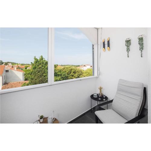 Two-Bedroom Apartment In Cervar Porat