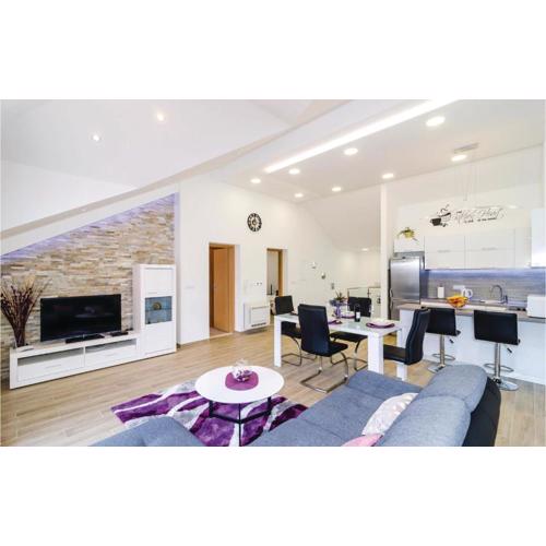 Two-Bedroom Apartment In Cibaca
