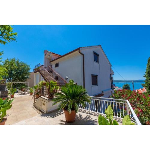 Two-Bedroom Apartment in Crikvenica V