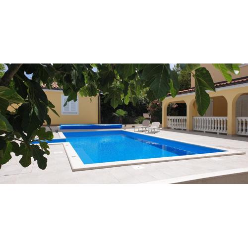 Two-Bedroom Apartment in Malinska I