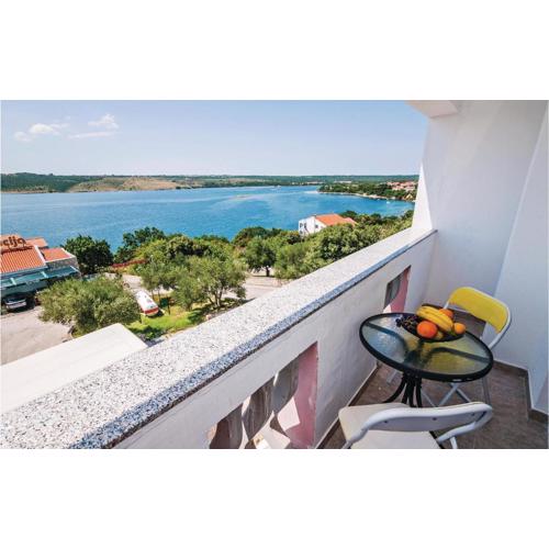 Two-Bedroom Apartment In Posedarje
