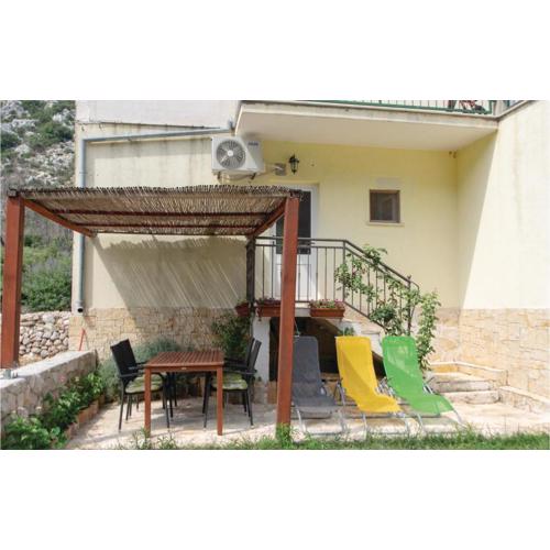 Two-Bedroom Apartment In Trstenik