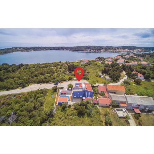 Two-Bedroom Apartment In Veli Rat
