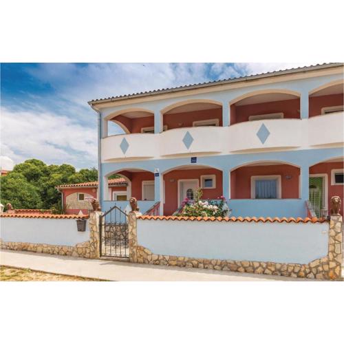 Two-Bedroom Apartment In Vodnjan