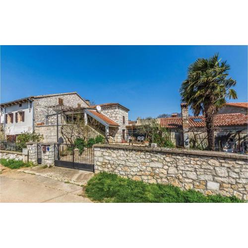 Two-Bedroom Apartment In Vrsar