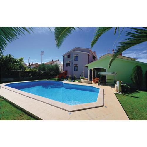 Two-Bedroom Apartment In Zadar