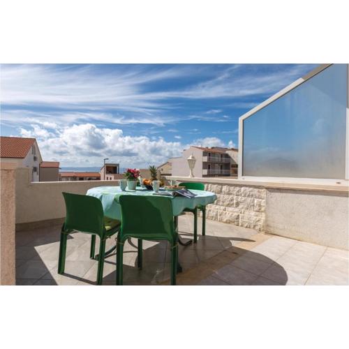 Two-Bedroom Apartment Makarska With Sea View 02
