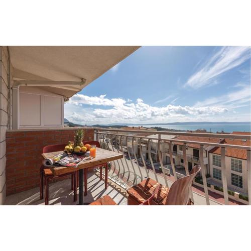 Two-Bedroom Apartment Makarska With Sea View 03