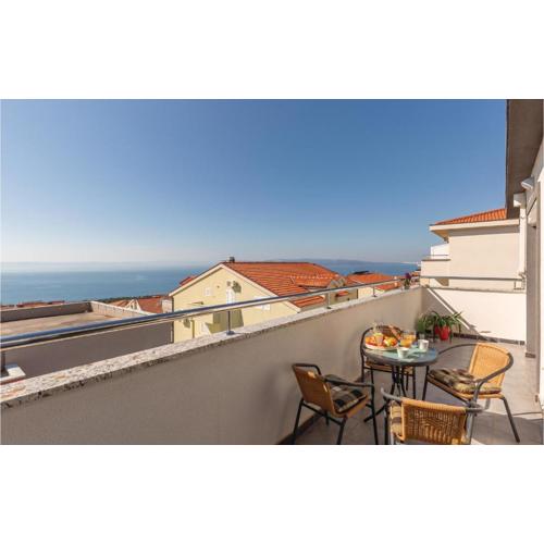 Two-Bedroom Apartment Makarska With Sea View 06