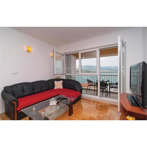Two-Bedroom Apartment Misevac With Sea View 07