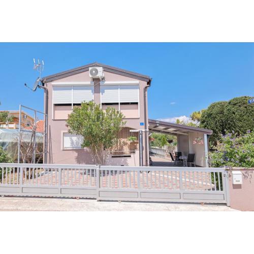 Two Bedroom Apartment Sunset Vir