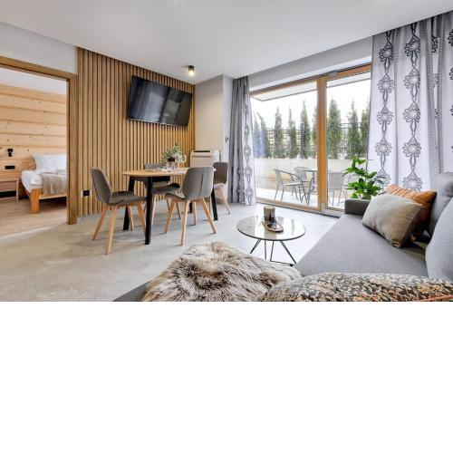 Two Bedroom Apartment with Terrace- Tatra View - Księżycowe Apartamenty SPA - 24i